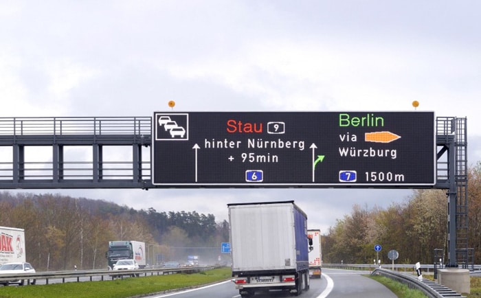 Panneaux messages variables | Equipement de la route et urbains Océan ...